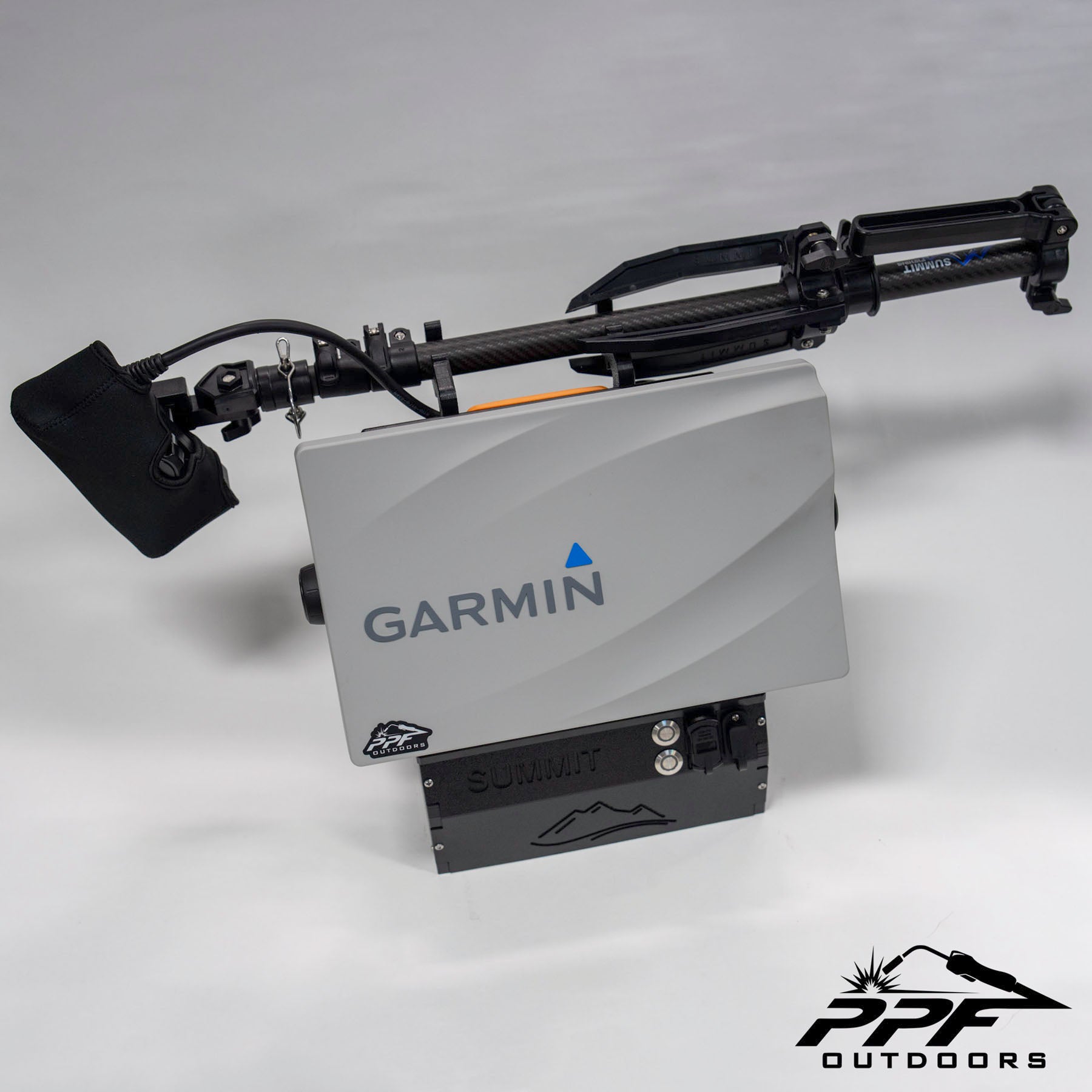 Complete Summit Garmin Portable Livescope Fishing Bundle