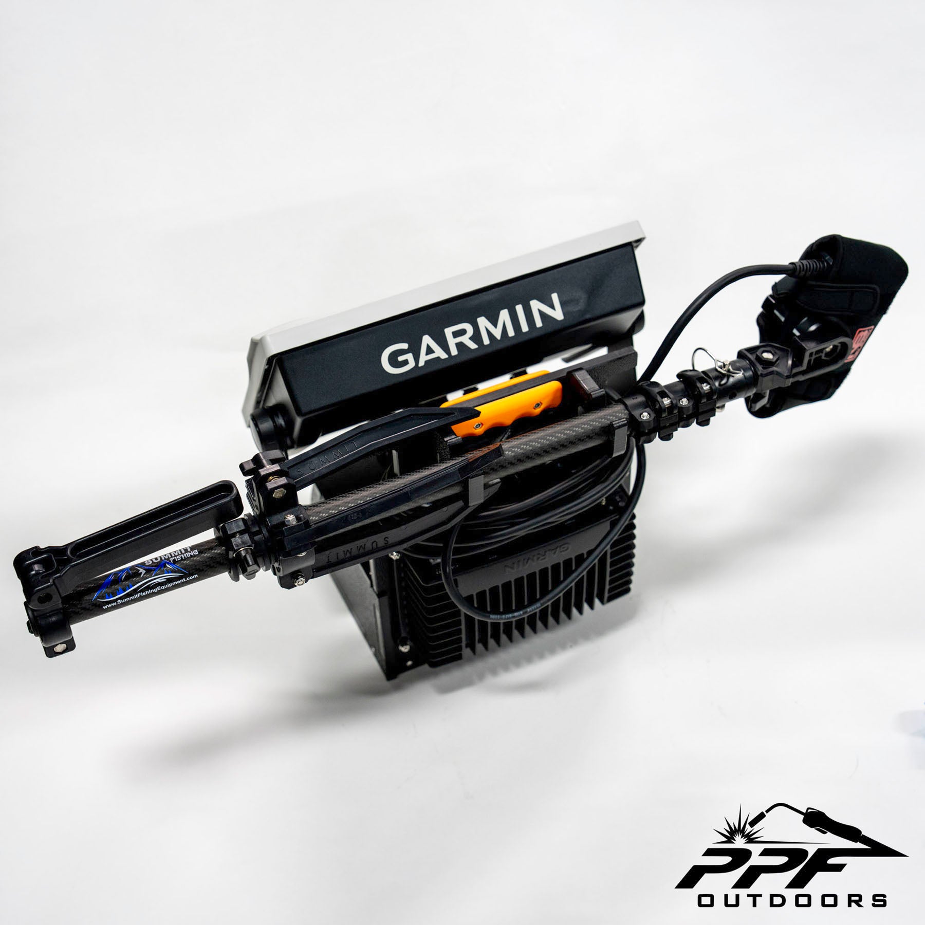 Complete Summit Ice Fishing Bundle with Garmin Livescope