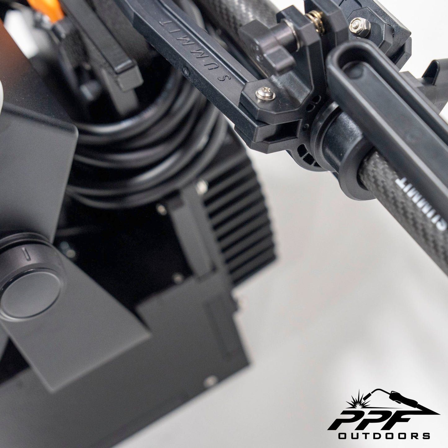 Complete Summit Ice Fishing Bundle with Garmin Livescope (assembled)