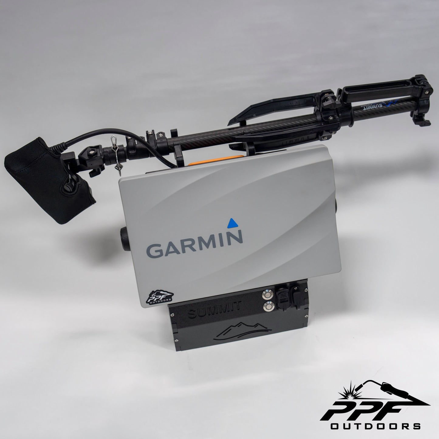 Complete Summit Ice Fishing Bundle with Garmin Livescope (assembled)